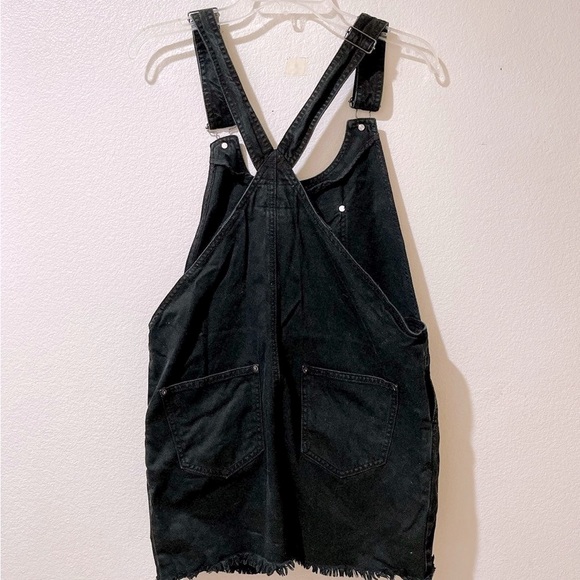 Black Denim Frayed Overall Dress 🔲✨🤍 - Picture 3 of 7